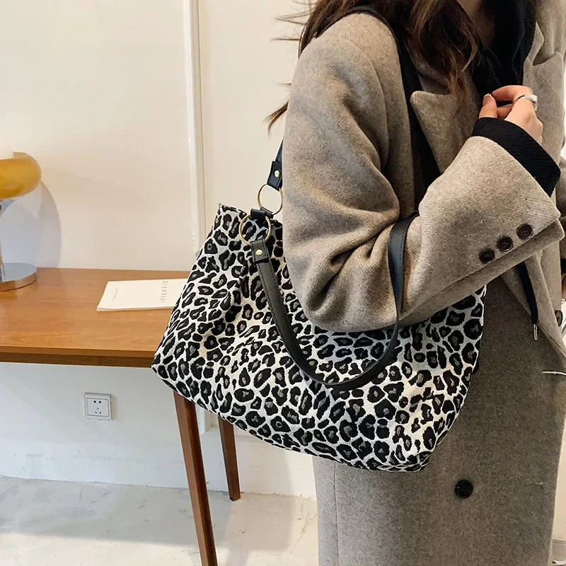 Дамски популярни дамски чанти с голям капацитет, леопардово рамо 2024 Нова мода