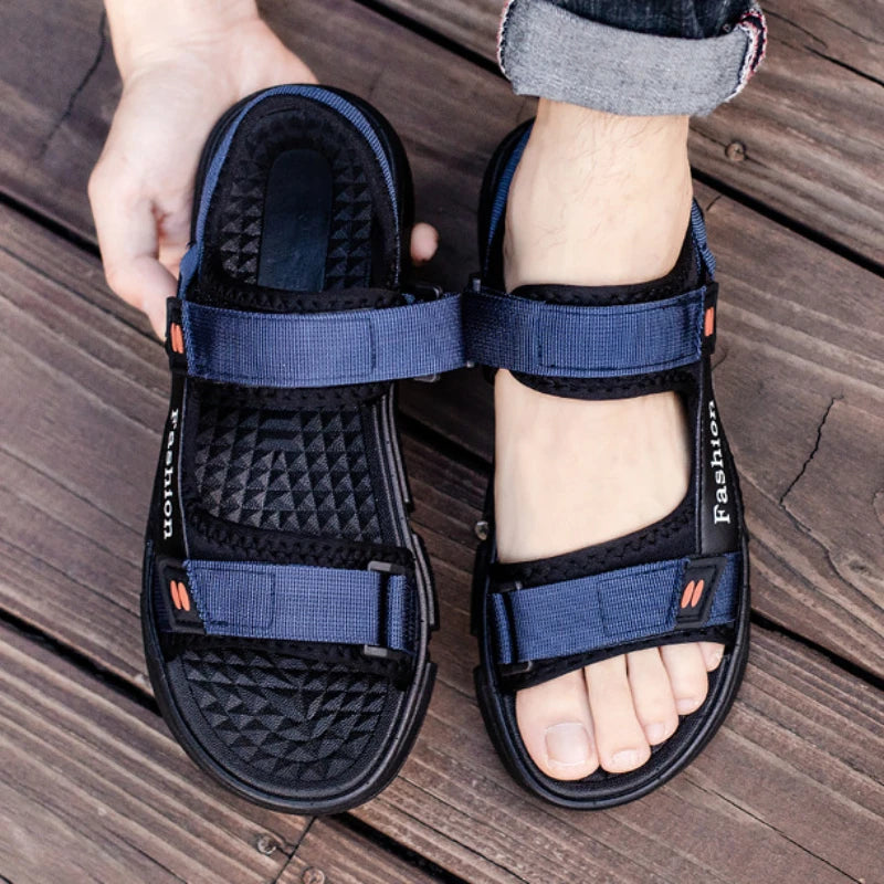 Модни мъжки сандали за лято на открито