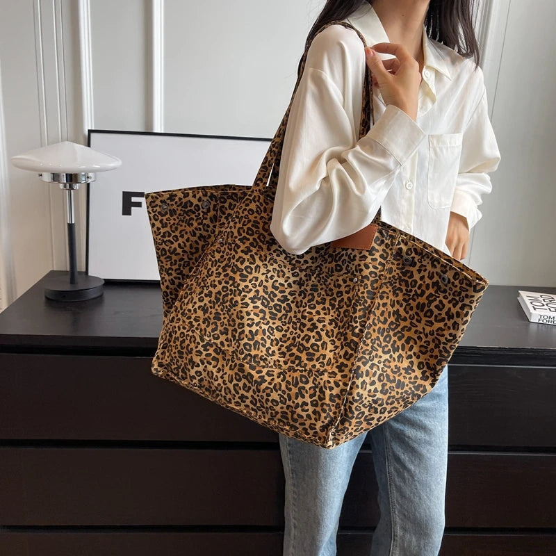 Leopard Prints Shoulder Bags Fashion Style